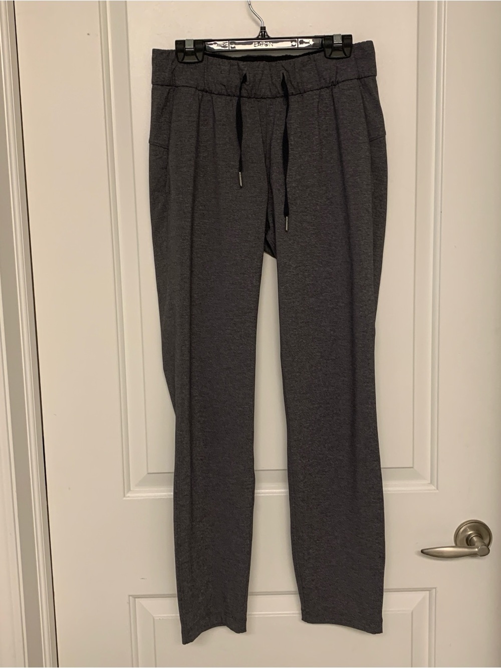 Lululemon On The Fly Pant 4 28" Luxtreme Heathered Black Grey Athleisure Yoga